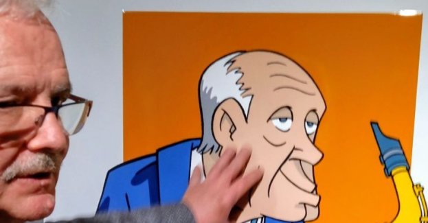 Wystawa przedstawia szyld emaliowany, który jest nie tylko nośnikiem informacji lub reklamy, ale także trwałym dziełem rzemiosła artystycznego, istotnym elementem miejskiego krajobrazu, świadectwem historii i ważnym fragmentem polskiego wzornictwa użytkowego.